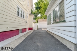 Morse Ave, East Orange, NJ 07017