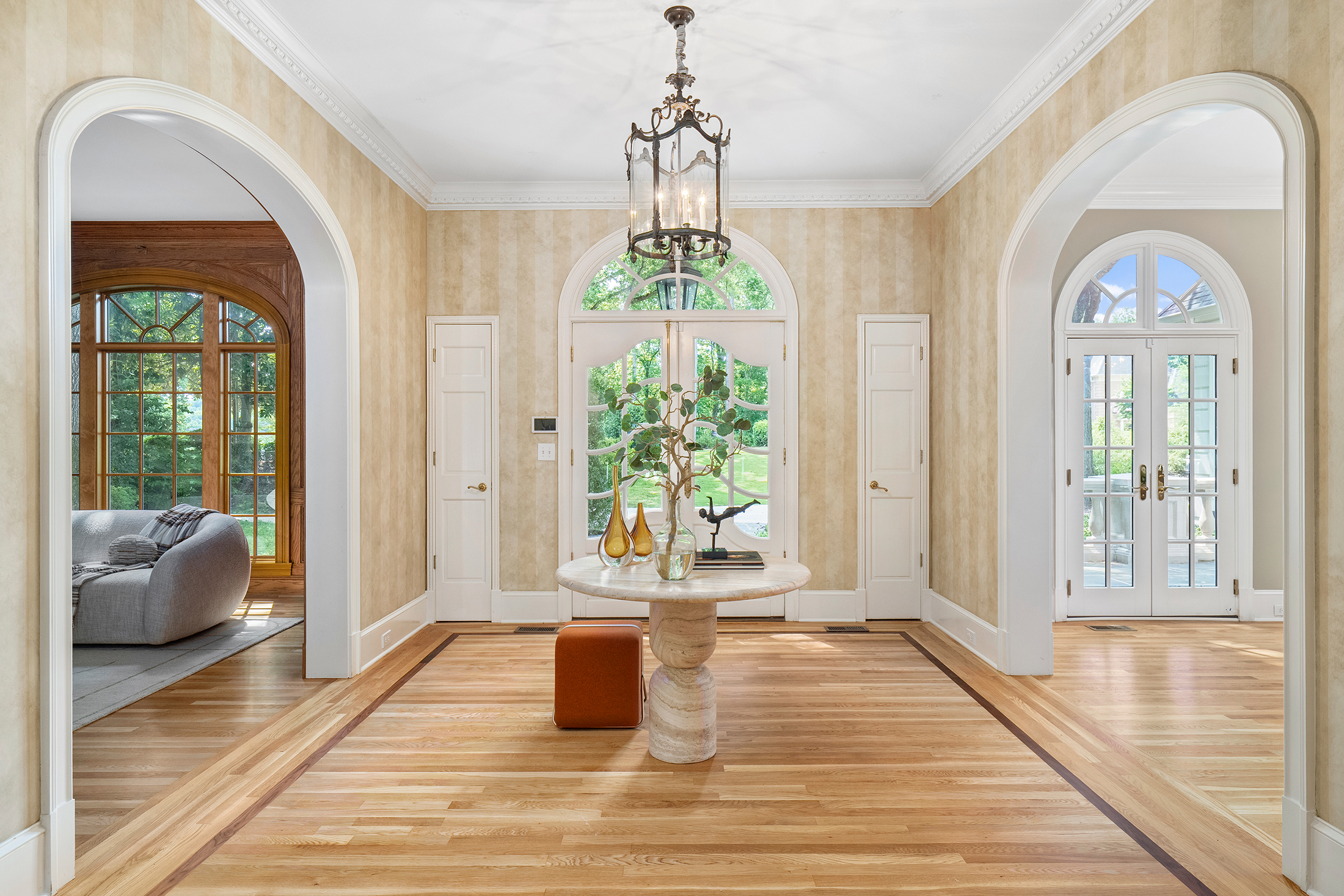  Irreplaceable Estate in One of Atlanta