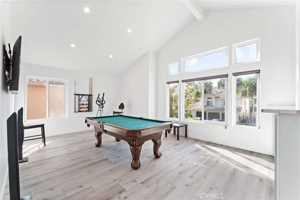 Laguna Hills, California, 92653, United States, 4 Bedrooms Bedrooms, ,3 BathroomsBathrooms,Residential,For Sale,1987832