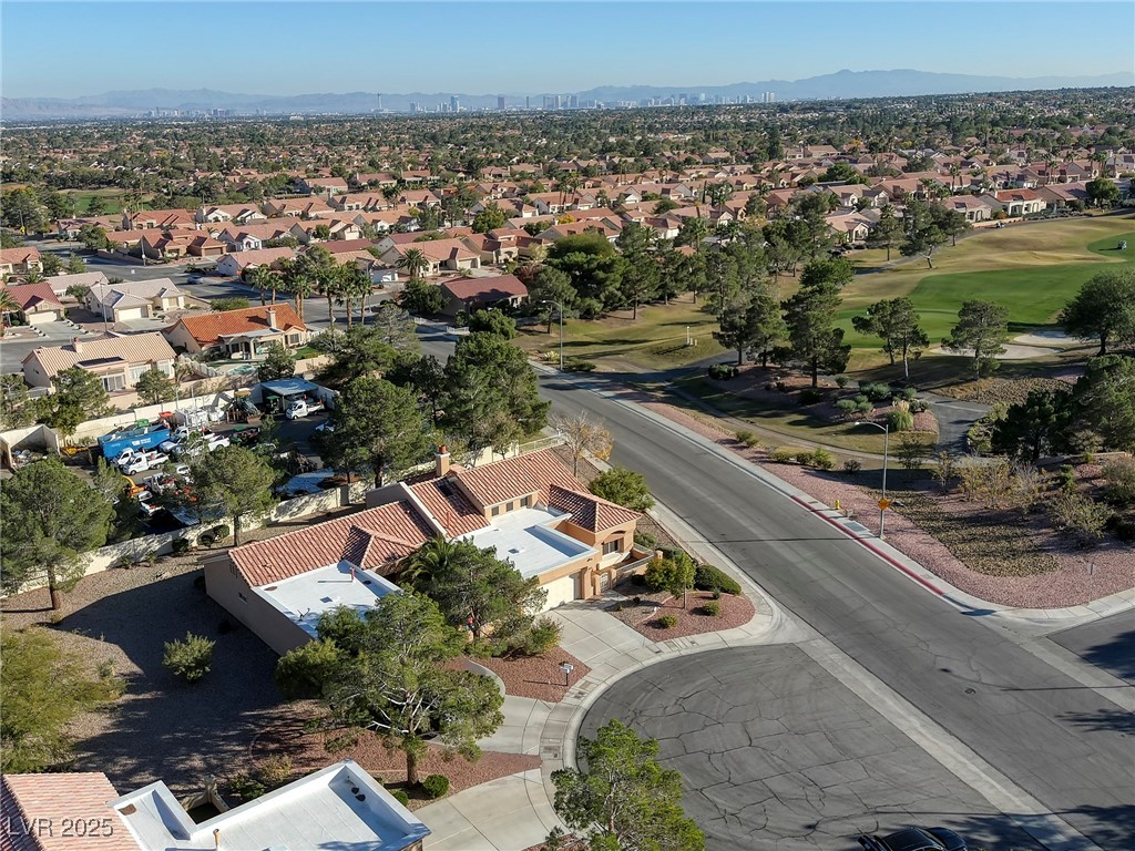 Las Vegas, Nevada, 89134, United States, 2 Bedrooms Bedrooms, ,1 BathroomBathrooms,Residential,For Sale,1999862