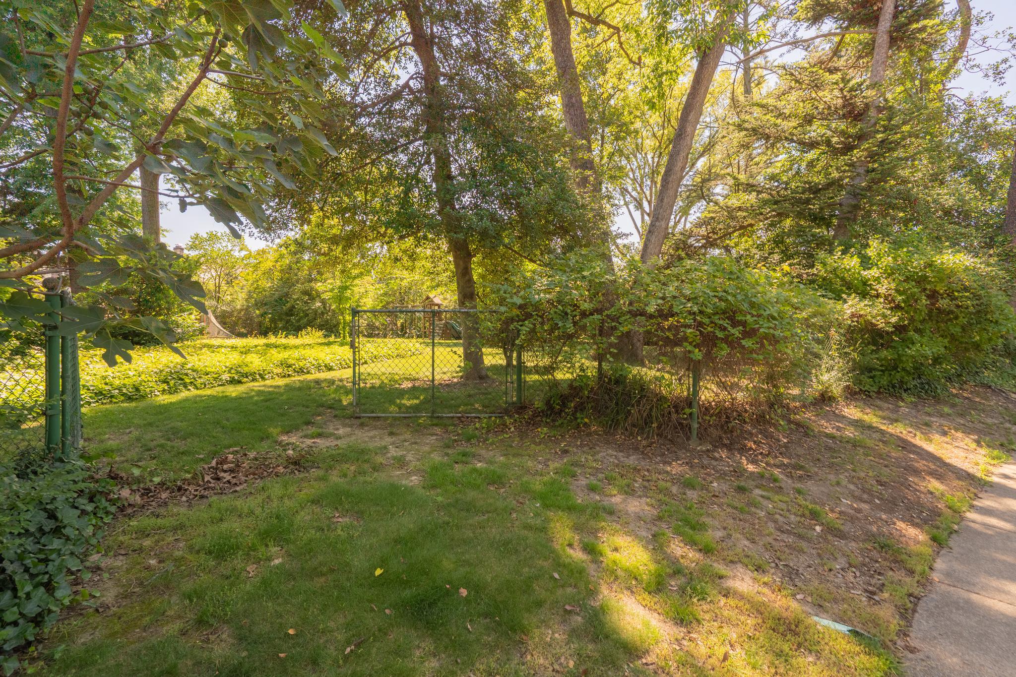  2101 Woodmont Road, Alexandria, VA, 22307 - 物件實景