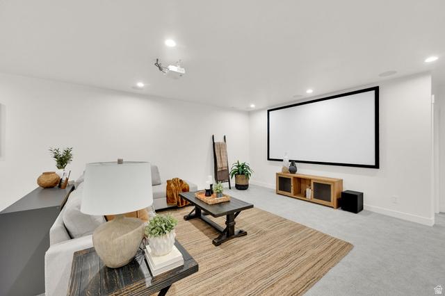 Riverton, Utah, 84065, United States, 7 Bedrooms Bedrooms, ,4 BathroomsBathrooms,Residential,For Sale,1977037