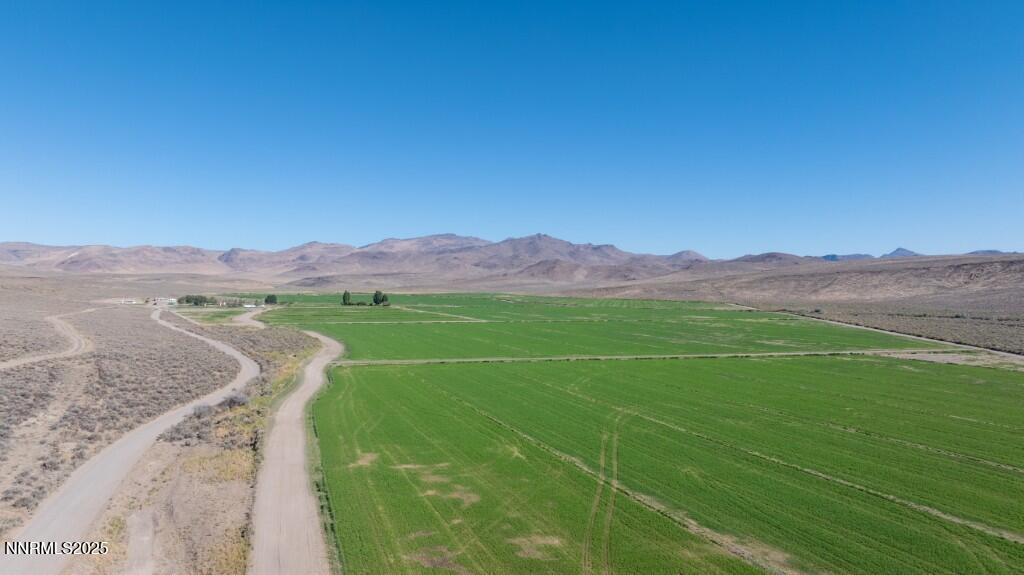 Gerlach, Nevada, 89412, United States, 6 Bedrooms Bedrooms, ,4 BathroomsBathrooms,Residential,For Sale,1986472