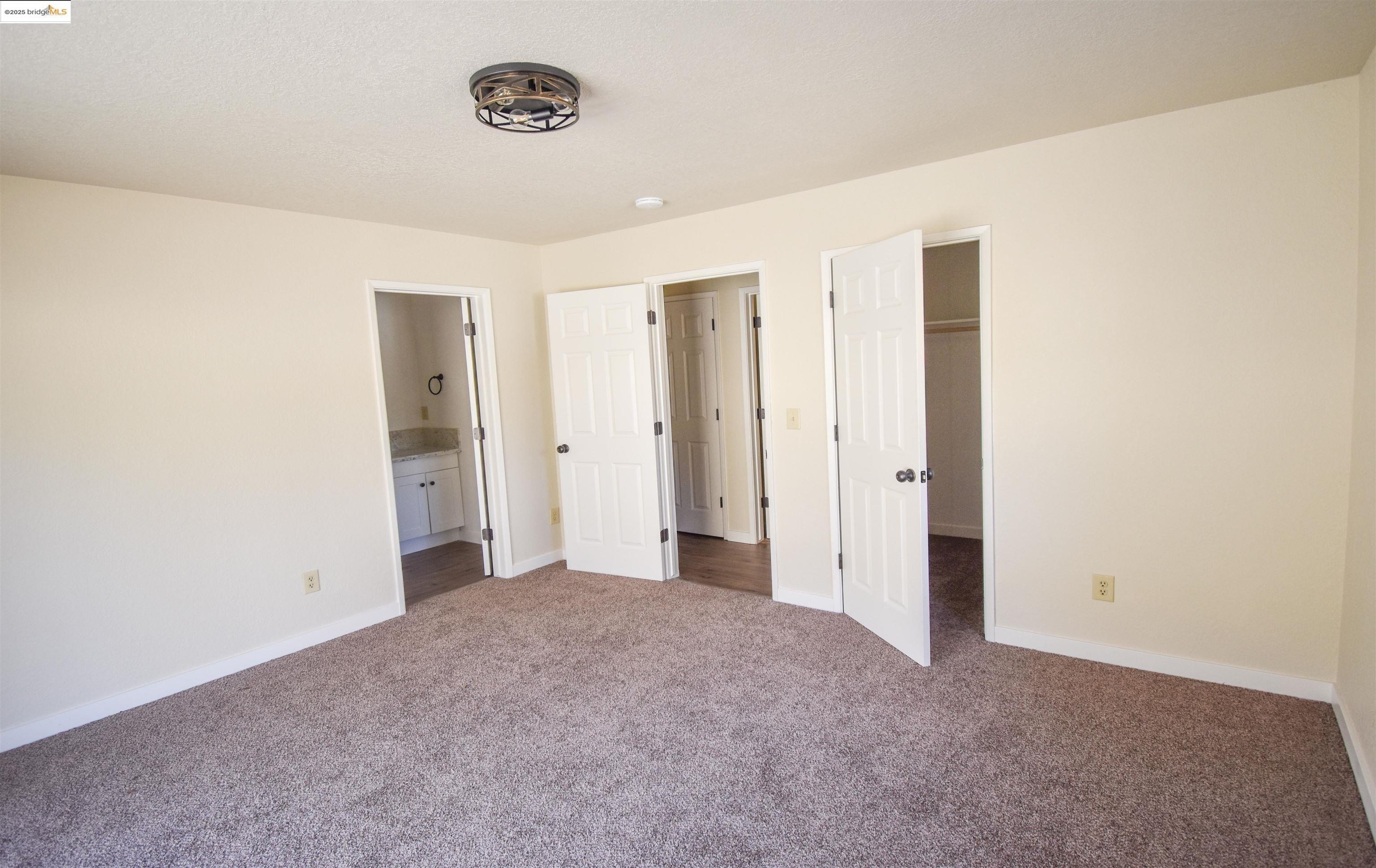 Jamestown, California, 95327, United States, 3 Bedrooms Bedrooms, ,2 BathroomsBathrooms,Residential,For Sale,1970906