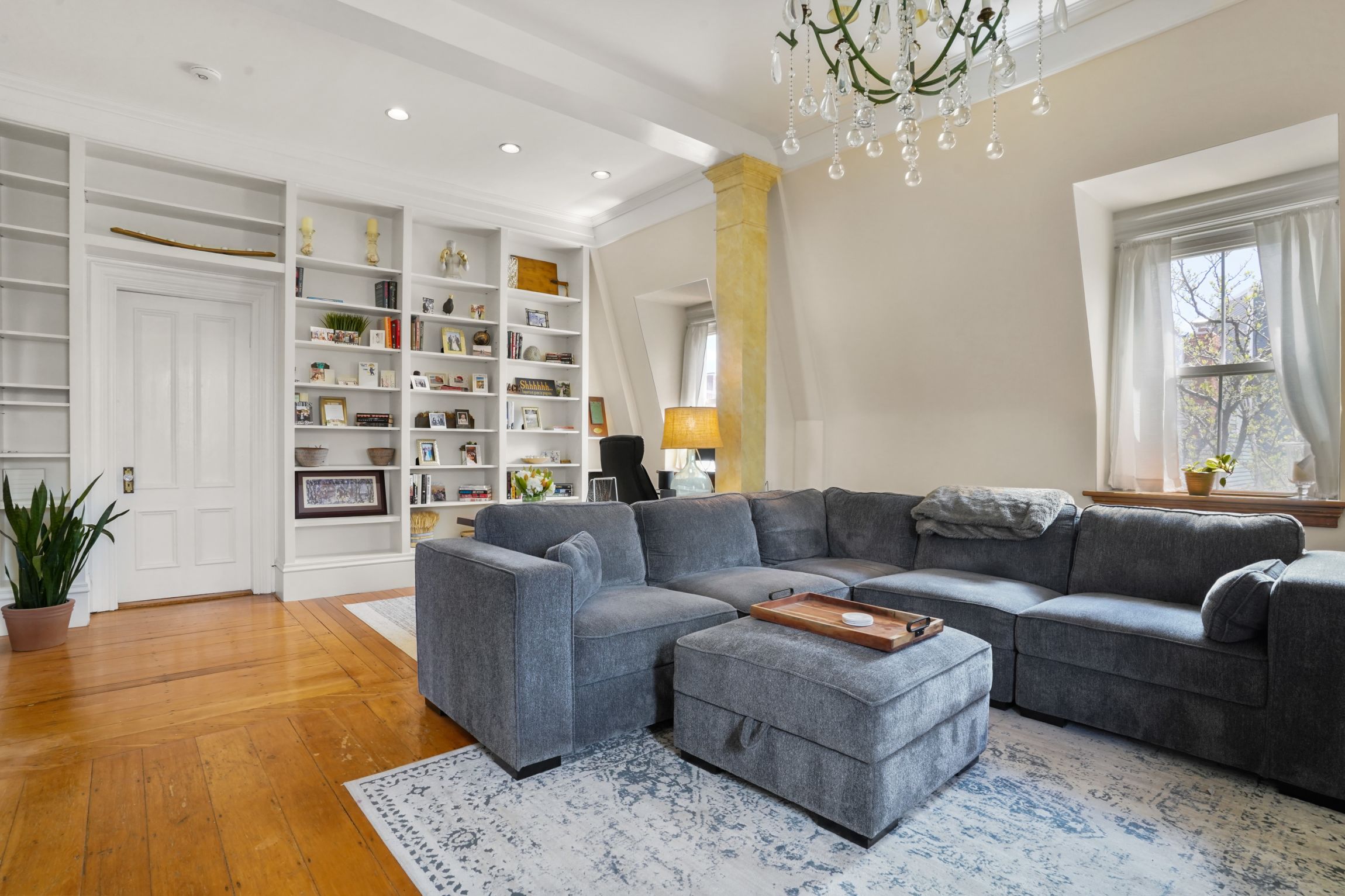  52 Sullivan Street, Boston, MA, 02129 - 物件實景