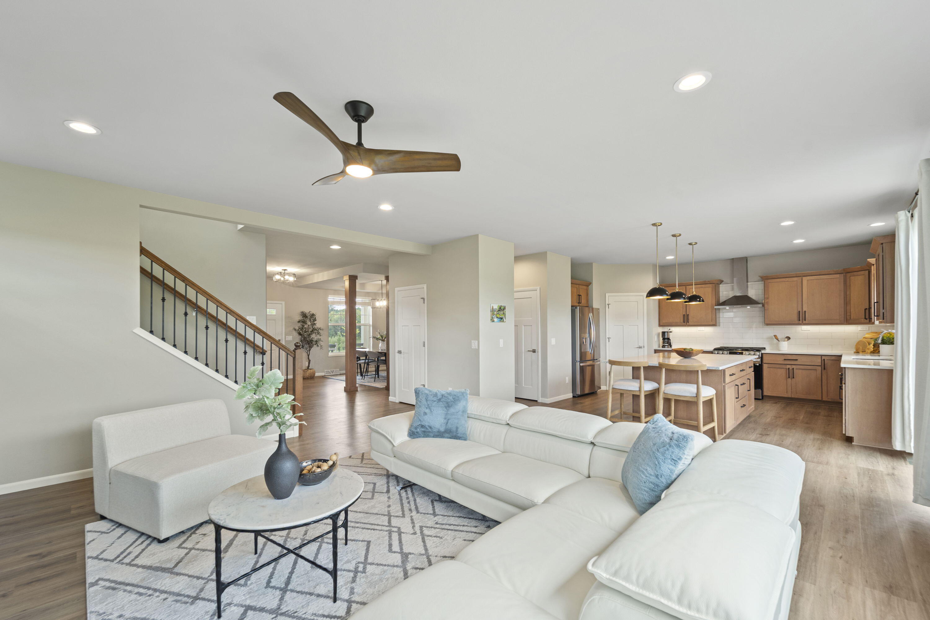 Mequon, Wisconsin, 53097, United States, 5 Bedrooms Bedrooms, ,4 BathroomsBathrooms,Residential,For Sale,1932349