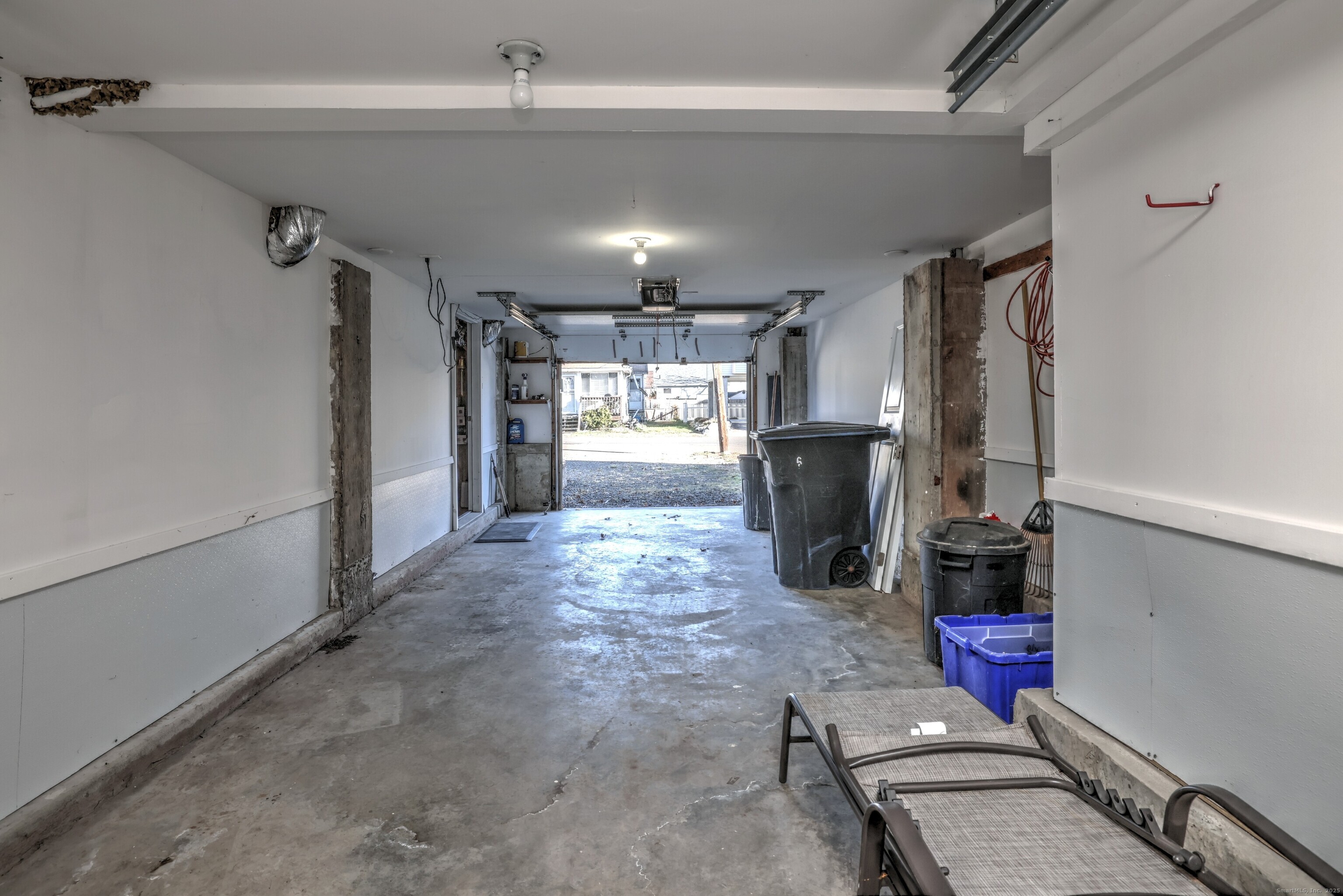 East Haven, Connecticut, 06512, United States, 3 Bedrooms Bedrooms, ,2 BathroomsBathrooms,Residential,For Sale,2001718