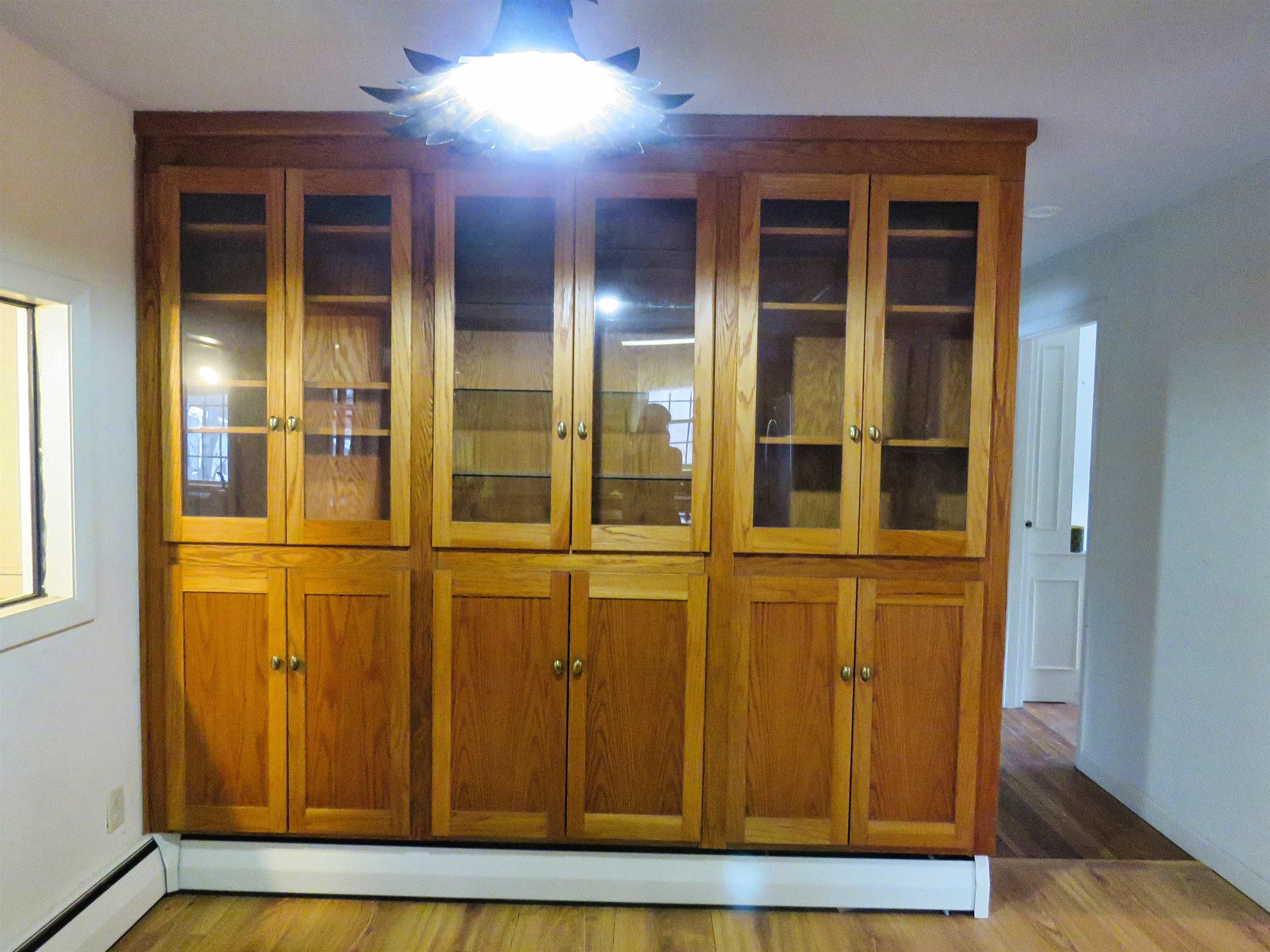 Derry, New Hampshire, 03038, United States, 3 Bedrooms Bedrooms, ,2 BathroomsBathrooms,Residential,For Sale,2005646