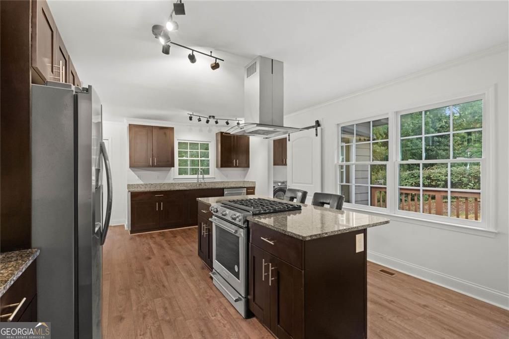 Marietta, Georgia, 30062, United States, 3 Bedrooms Bedrooms, ,2 BathroomsBathrooms,Residential,For Sale,1922558