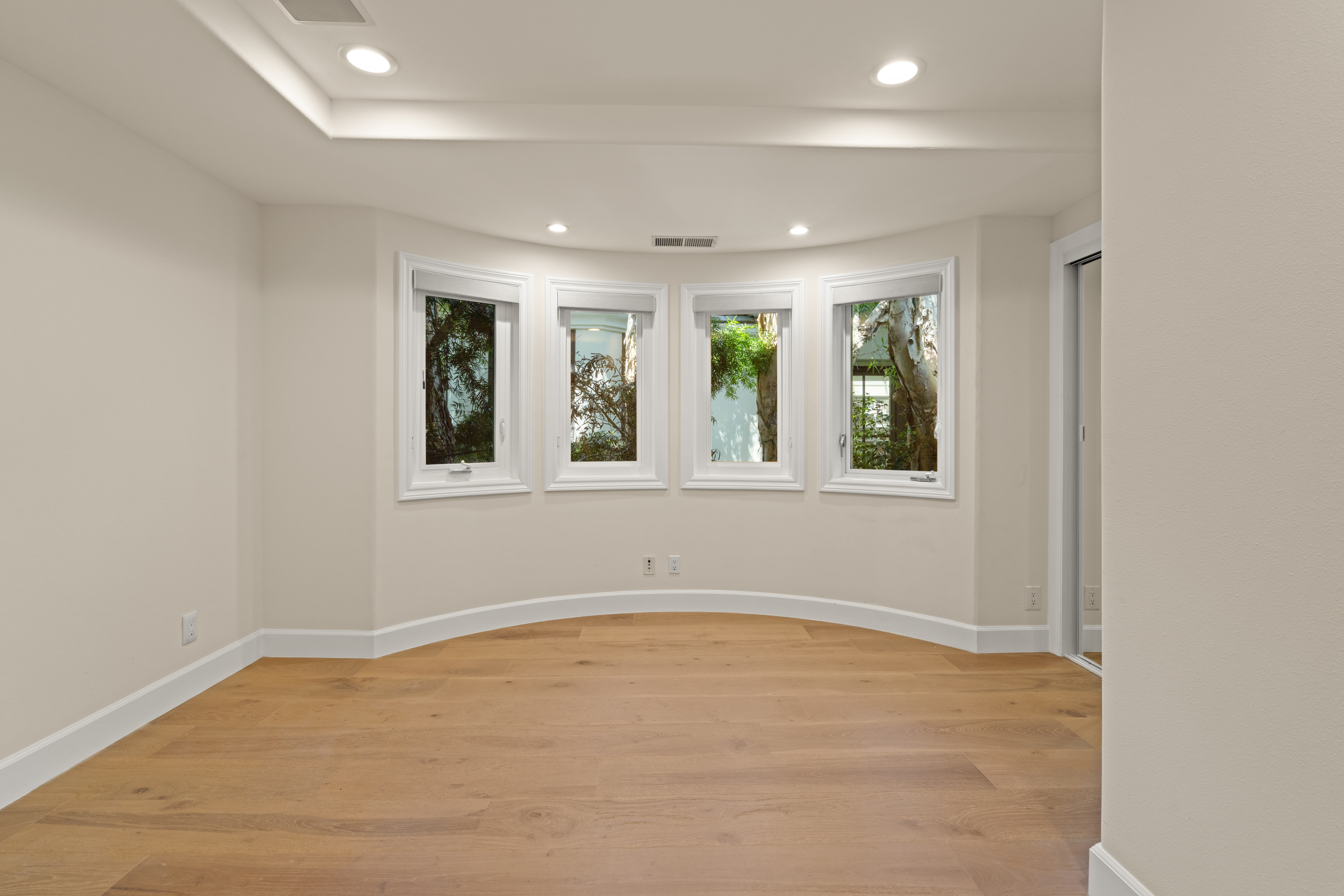  2300 John Street, Manhattan Beach, CA 90266 - 物件實景