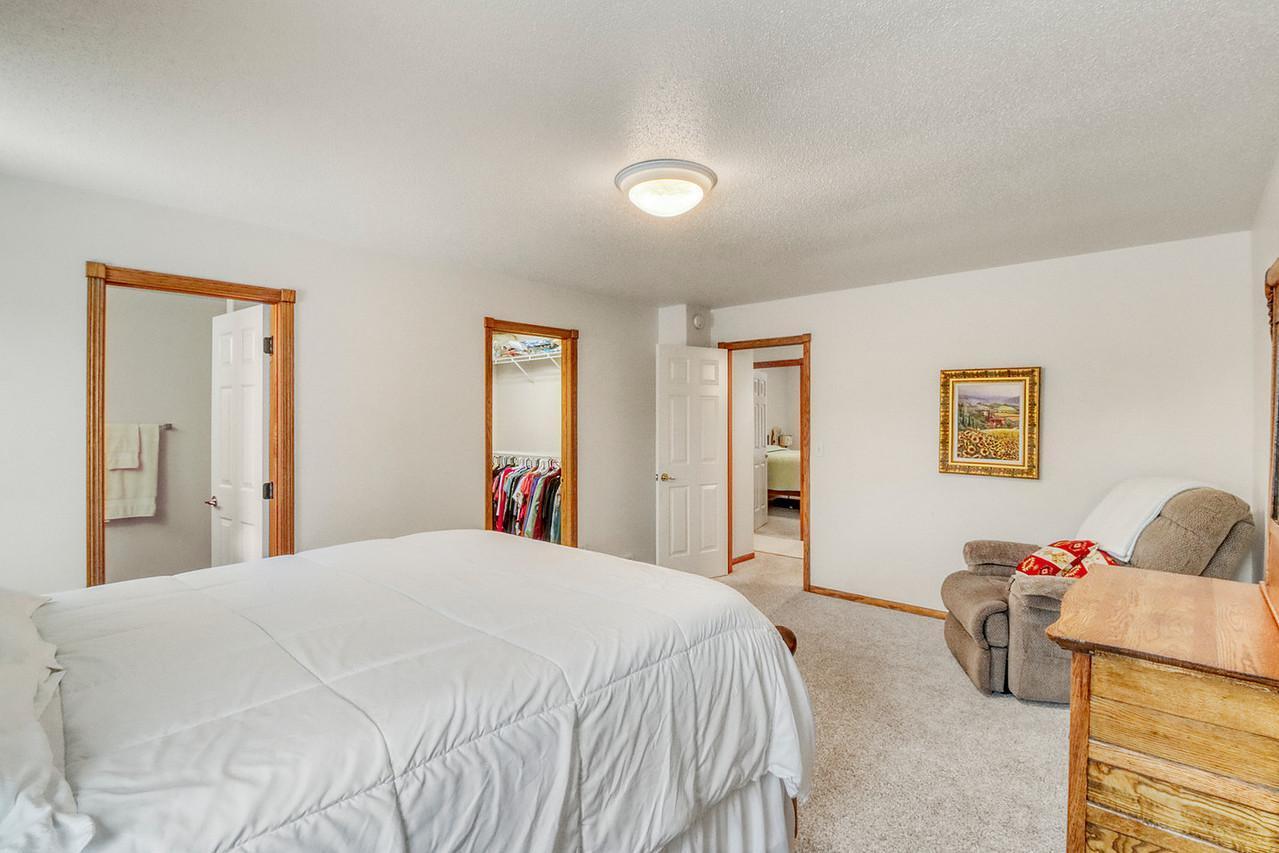 West Fargo, North Dakota, 58078, United States, 3 Bedrooms Bedrooms, ,2 BathroomsBathrooms,Residential,For Sale,2006344