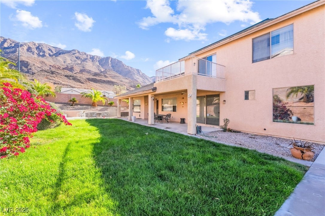 Las Vegas, Nevada, 89110, United States, 6 Bedrooms Bedrooms, ,3 BathroomsBathrooms,Residential,For Sale,1987091