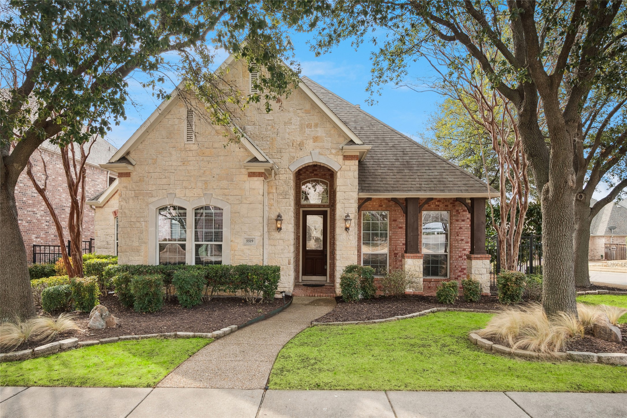 5519 Wendover Drive