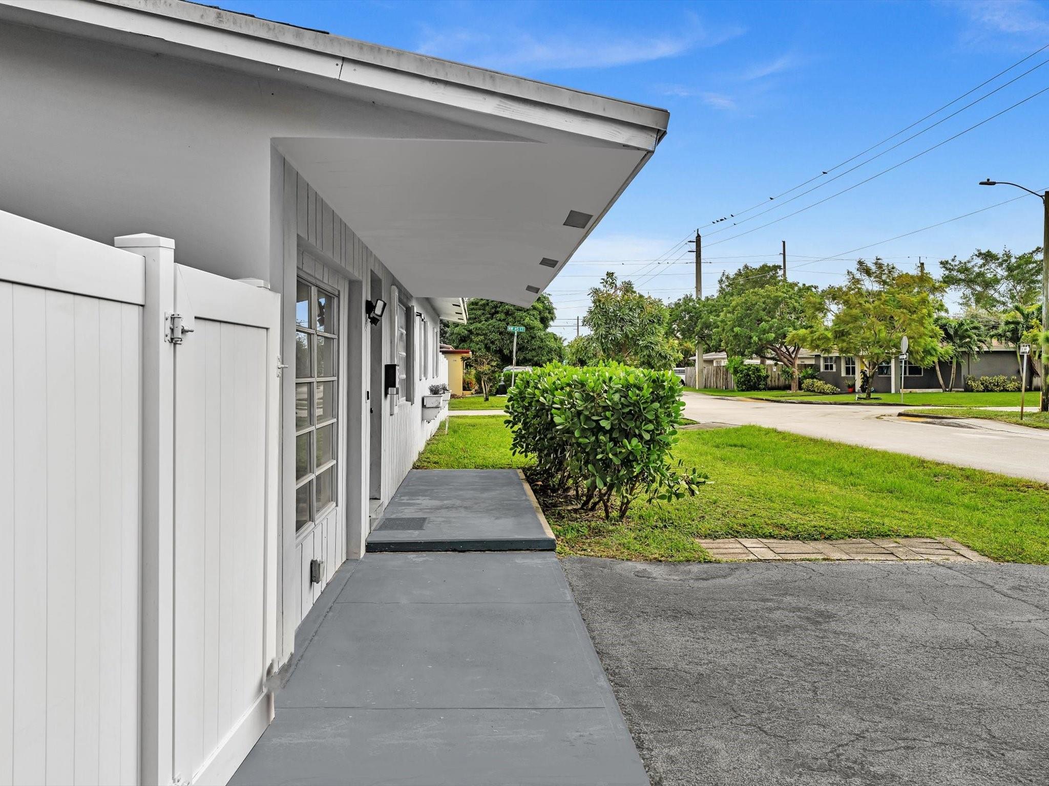 Oakland Park, Florida, 33309, United States, 3 Bedrooms Bedrooms, ,2 BathroomsBathrooms,Residential,For Sale,1984099