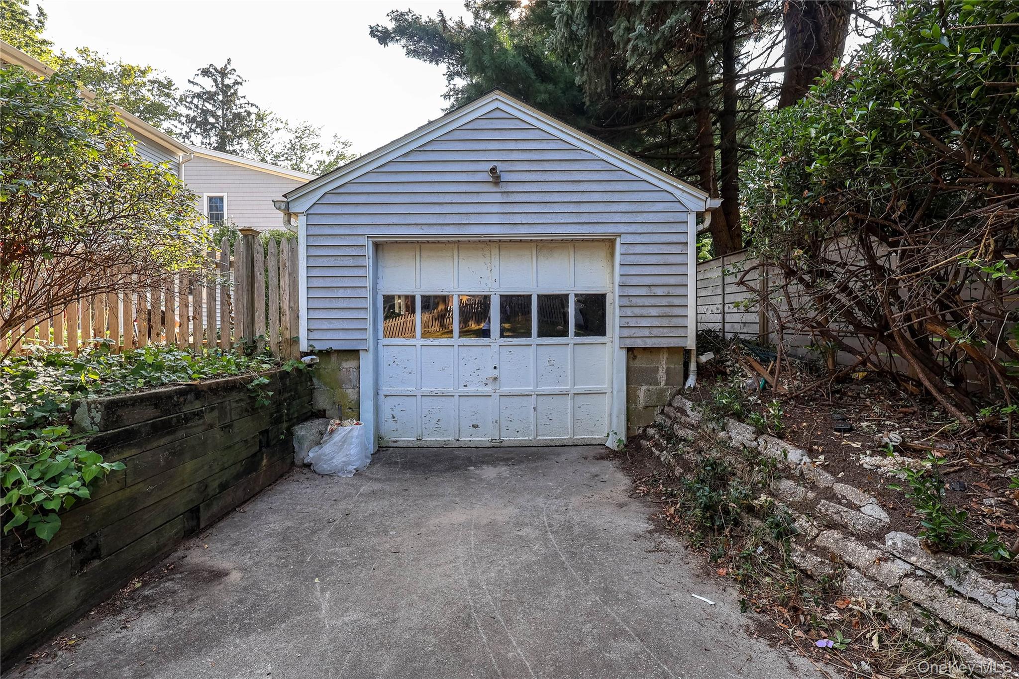 Sea Cliff, New York, 11579, United States, 2 Bedrooms Bedrooms, ,2 BathroomsBathrooms,Residential,For Sale,1920035