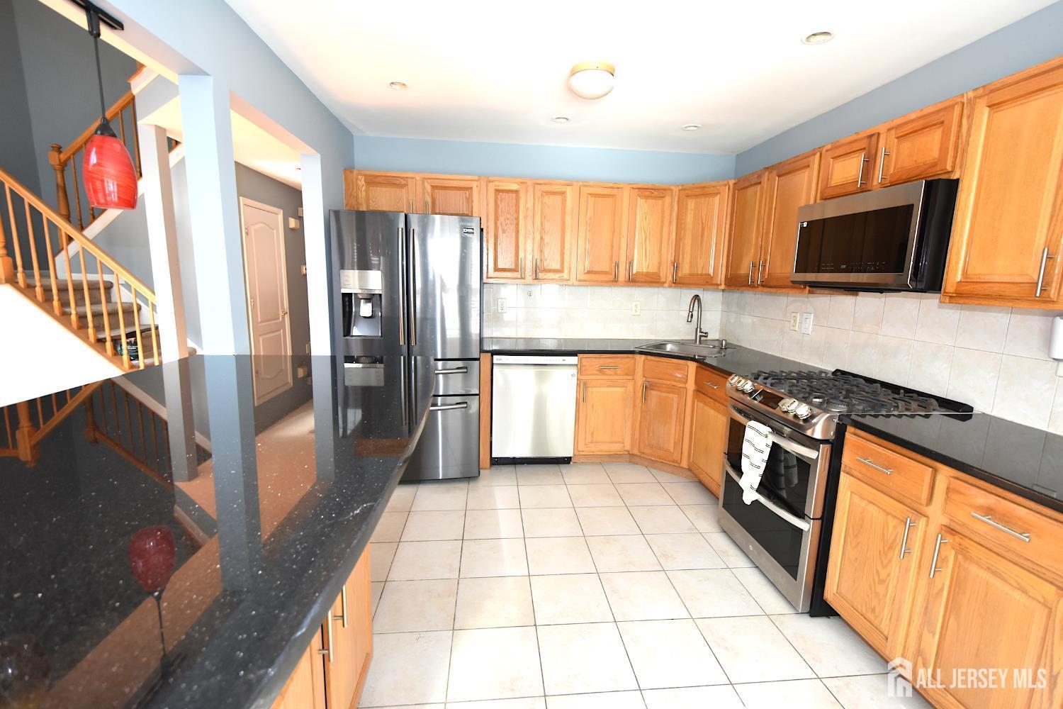 North Brunswick, New Jersey, 08902, United States, 3 Bedrooms Bedrooms, ,3 BathroomsBathrooms,Residential,For Sale,1992590