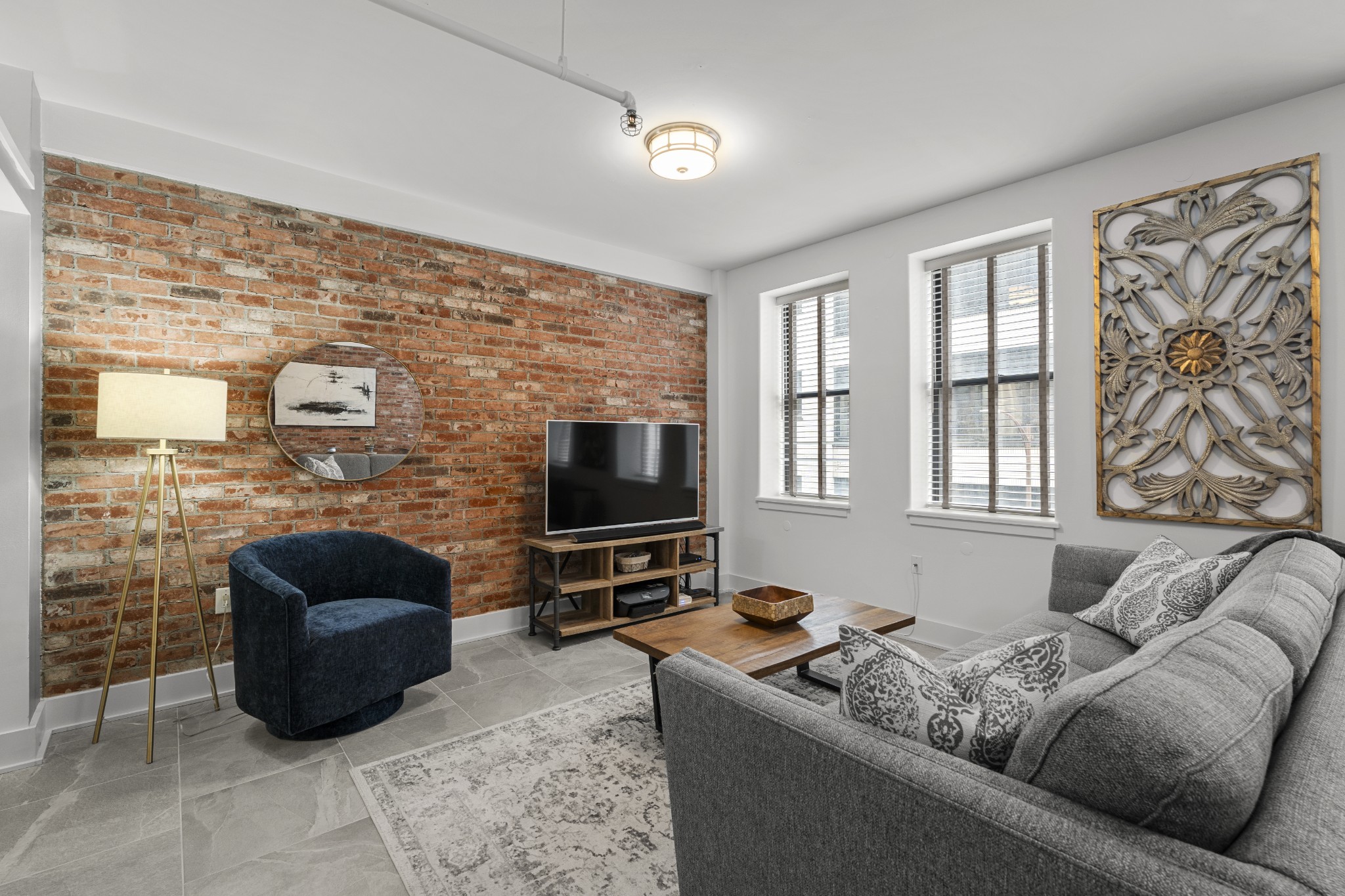  700 Church St Unit #305, Nashville, TN, 37203 - 物件實景