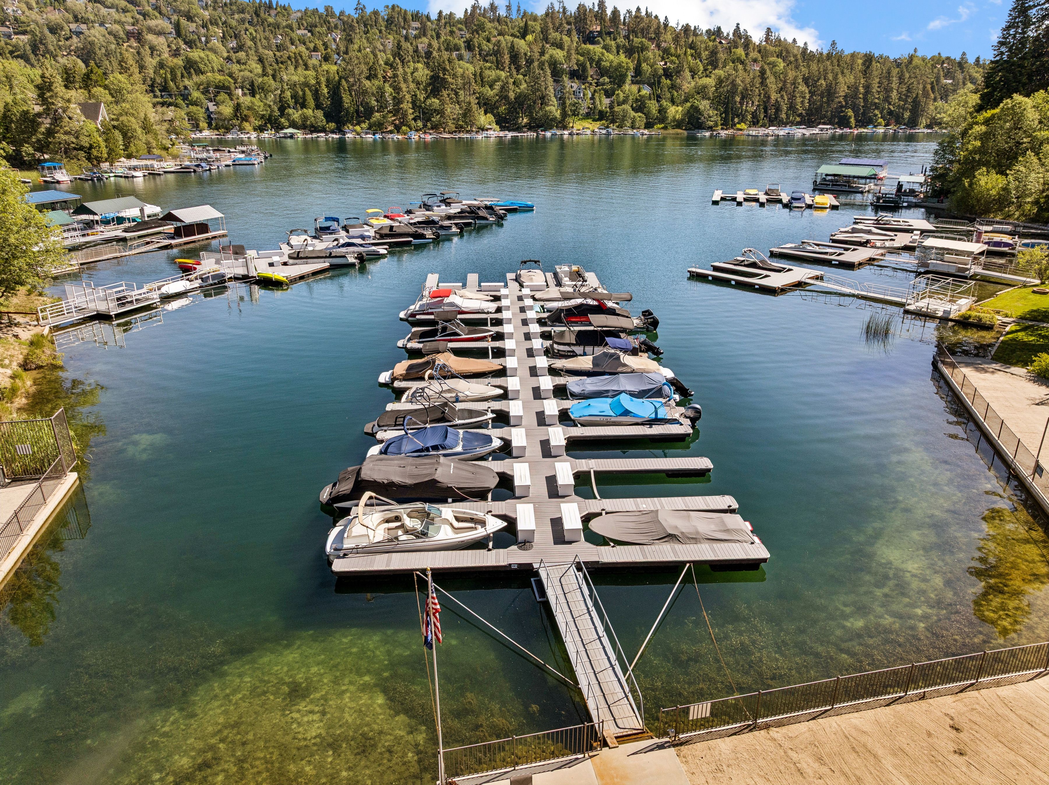  27956 High Knoll Road, Lake Arrowhead, CA 92352 - 物件實景