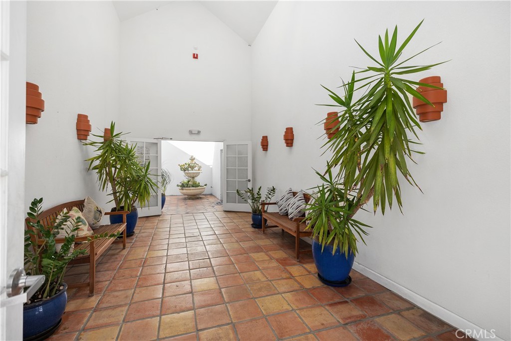 San Clemente, California, 92672, United States, 2 Bedrooms Bedrooms, ,3 BathroomsBathrooms,Residential,For Sale,1989369