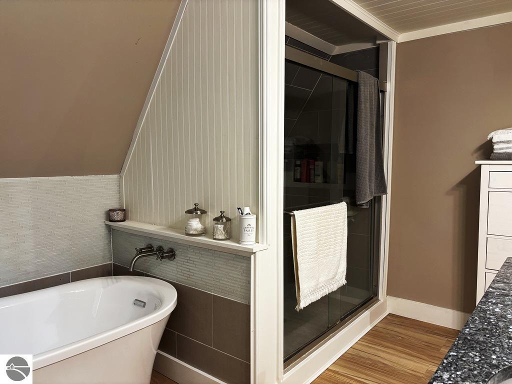 Traverse City, Michigan, 49684, United States, 3 Bedrooms Bedrooms, ,2 BathroomsBathrooms,Residential,For Sale,1882557