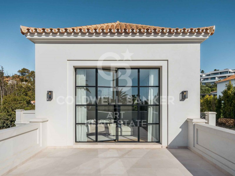Marbella, Andalusia, ES, 4 Bedrooms Bedrooms, ,5 BathroomsBathrooms,Residential,For Sale,1804781