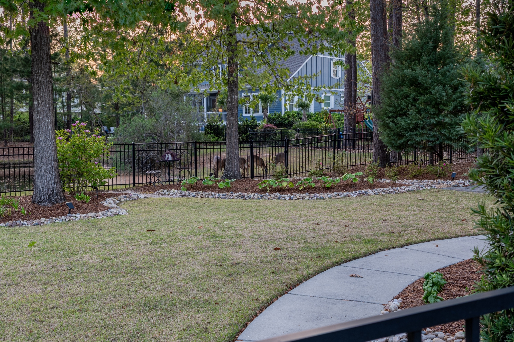  2120 Malcolm Road - 物件實景