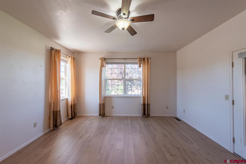 Montrose, Colorado, 81403, United States, 3 Bedrooms Bedrooms, ,2 BathroomsBathrooms,Residential,For Sale,1977225