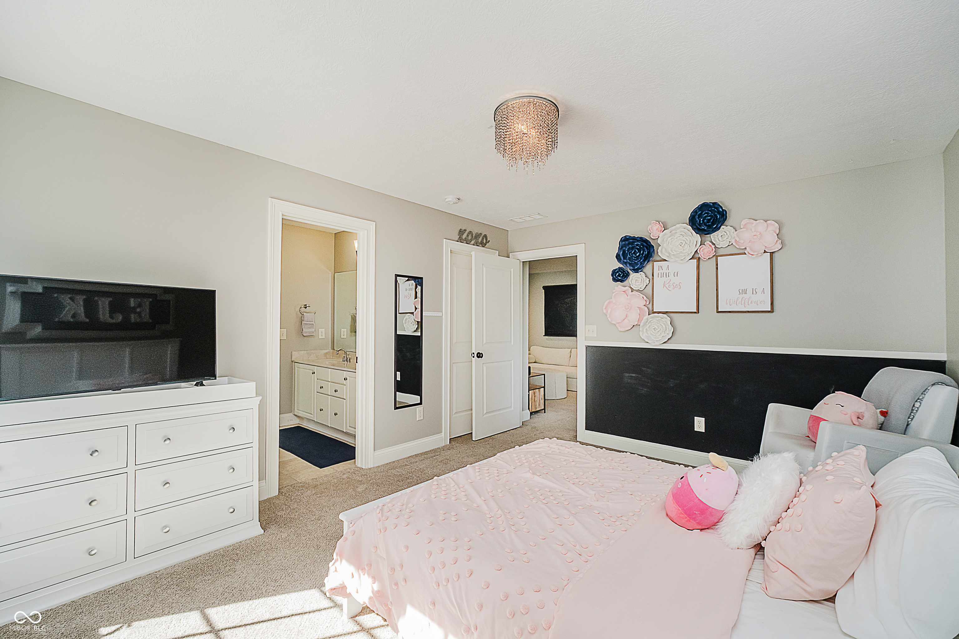 Fishers, Indiana, 46040, United States, 5 Bedrooms Bedrooms, ,5 BathroomsBathrooms,Residential,For Sale,1980240