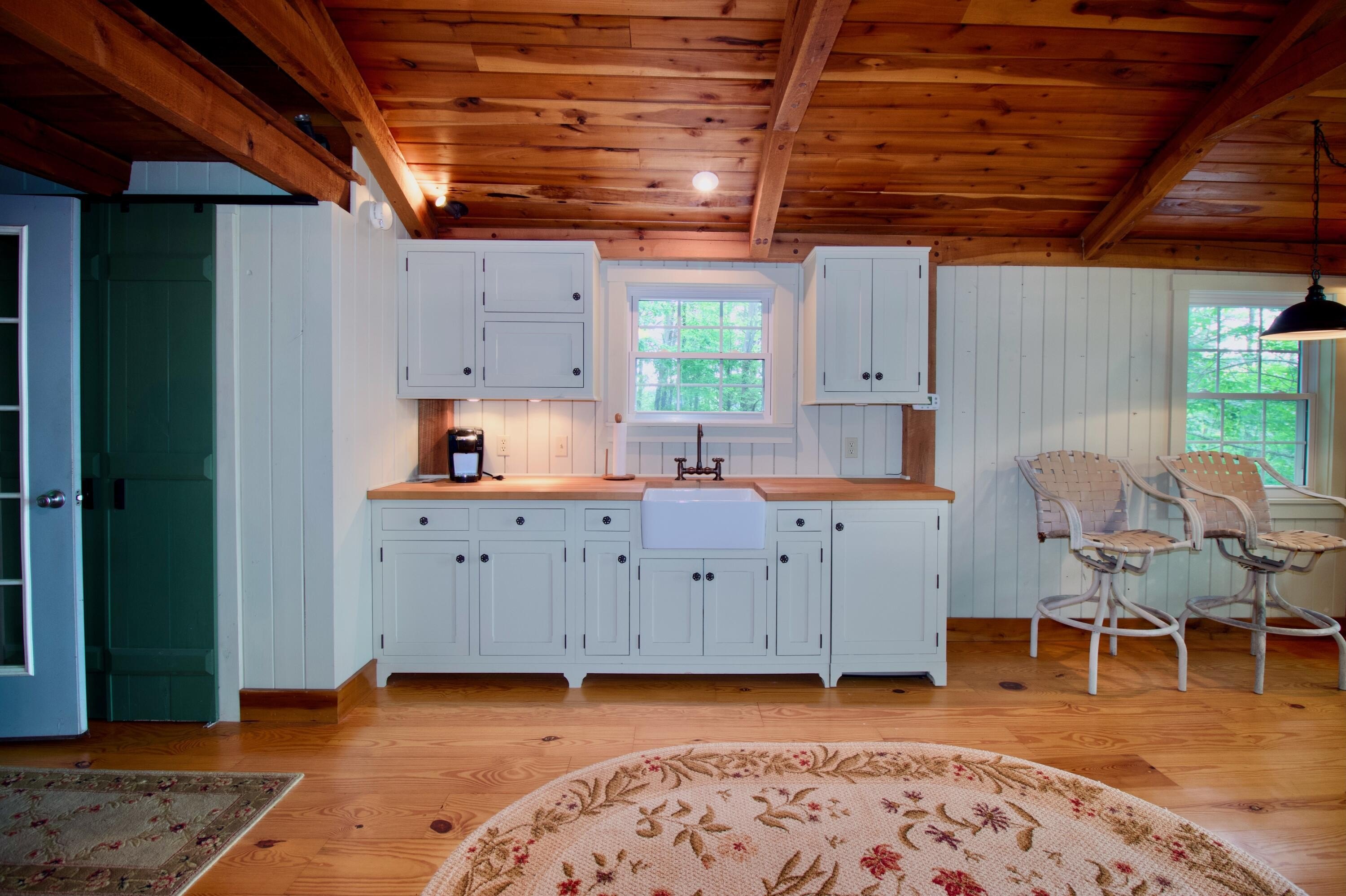 Hinton, West Virginia, 25951, United States, 3 Bedrooms Bedrooms, ,2 BathroomsBathrooms,Residential,For Sale,1847106