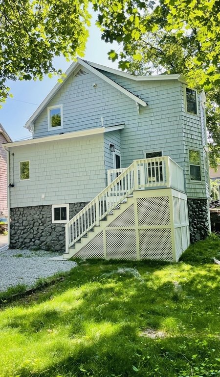 Stoneham, Massachusetts, 02180, United States, 3 Bedrooms Bedrooms, ,2 BathroomsBathrooms,Residential,For Sale,1951167