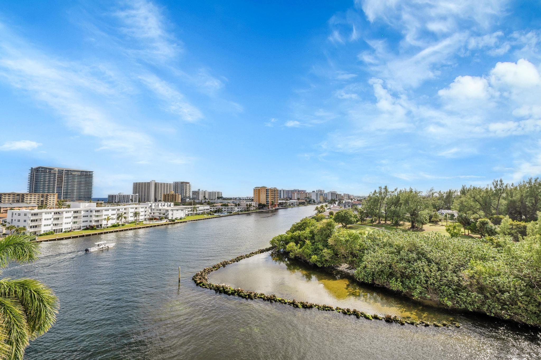Pompano Beach, Florida, 33062, United States, 2 Bedrooms Bedrooms, ,2 BathroomsBathrooms,Residential,For Sale,1915654