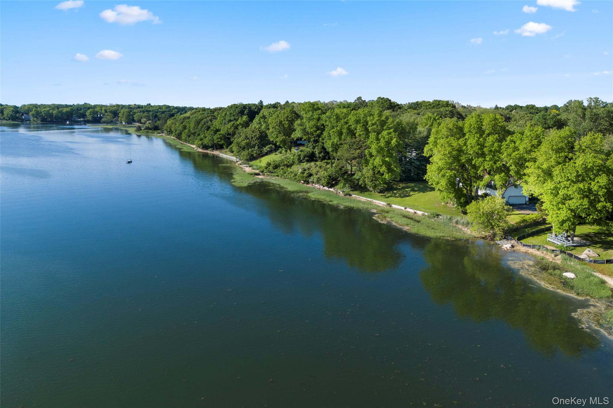  7 Gun Path, Setauket, NY, 11733 - 物件實景
