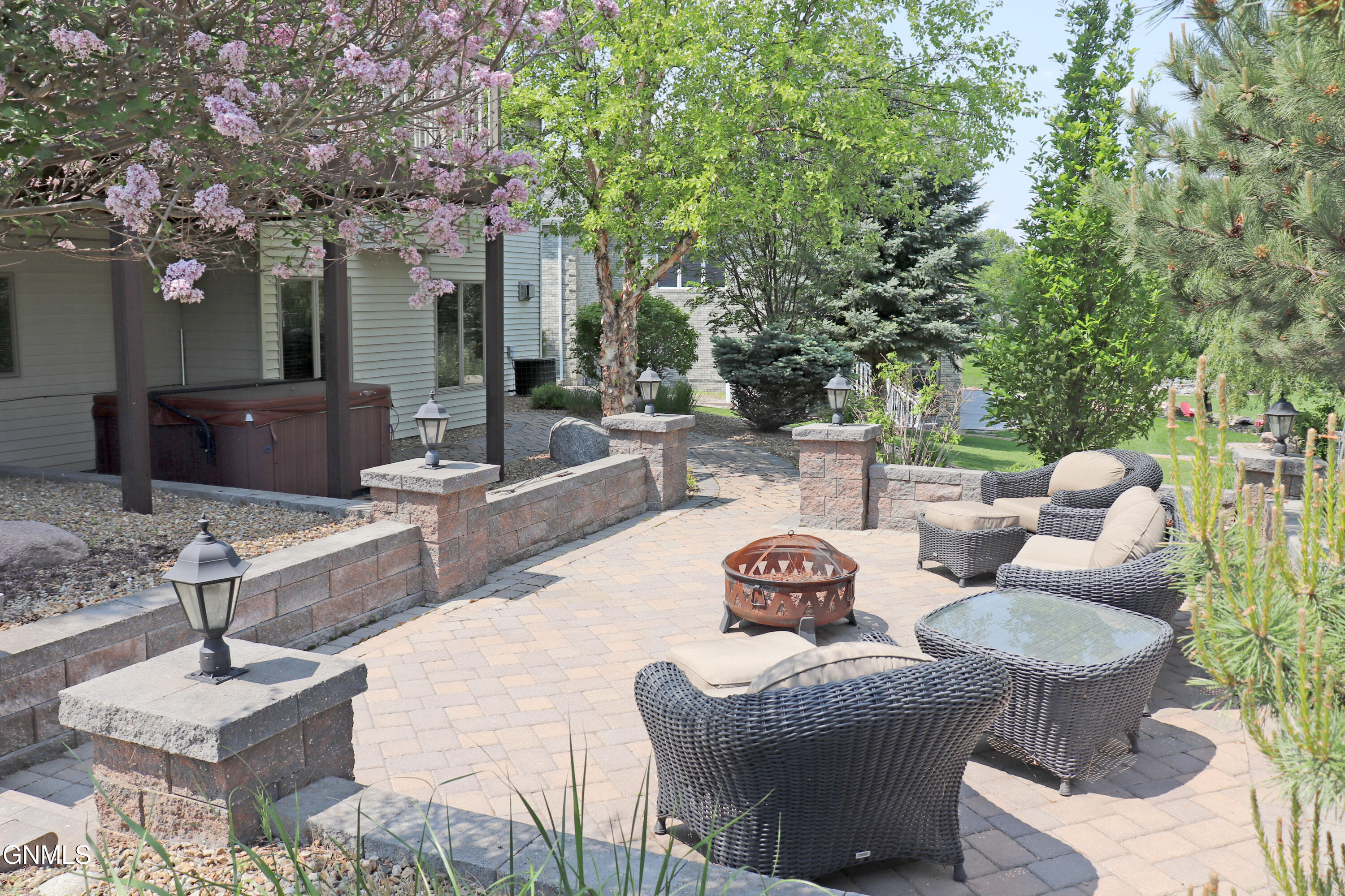 Bismarck, North Dakota, 58503, United States, 5 Bedrooms Bedrooms, ,2 BathroomsBathrooms,Residential,For Sale,2001566