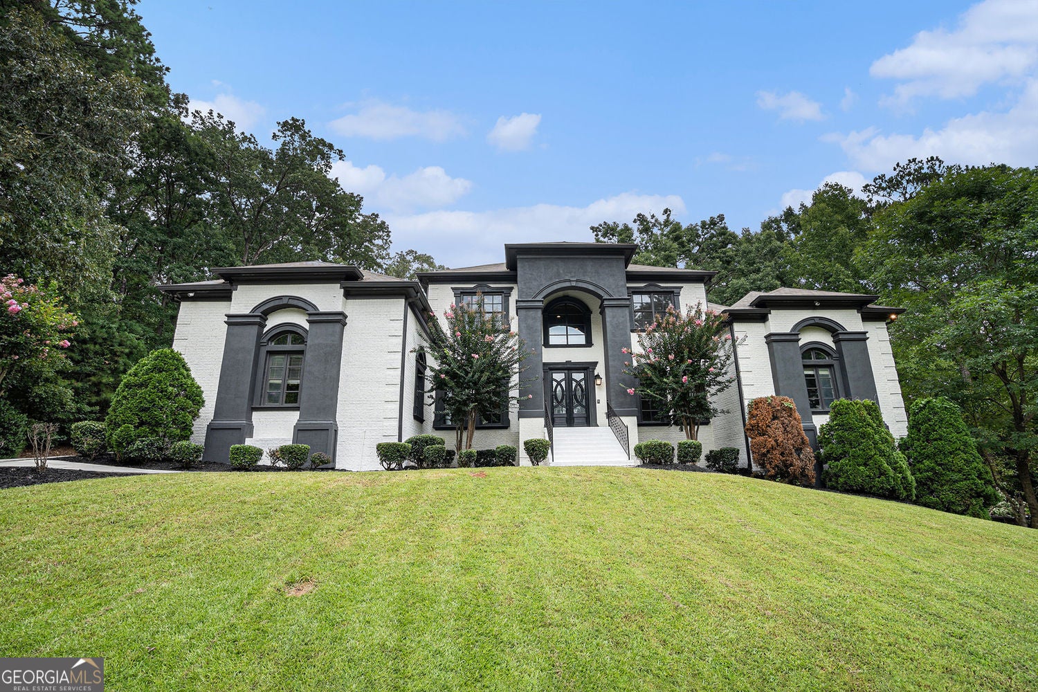Atlanta, Georgia, 30331, United States, 6 Bedrooms Bedrooms, ,6 BathroomsBathrooms,Residential,For Sale,1952977