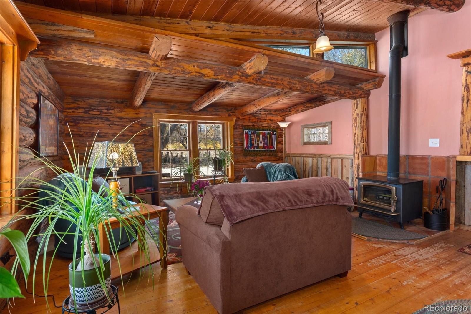 Salida, Colorado, 81201, United States, 2 Bedrooms Bedrooms, ,1 BathroomBathrooms,Residential,For Sale,2044333