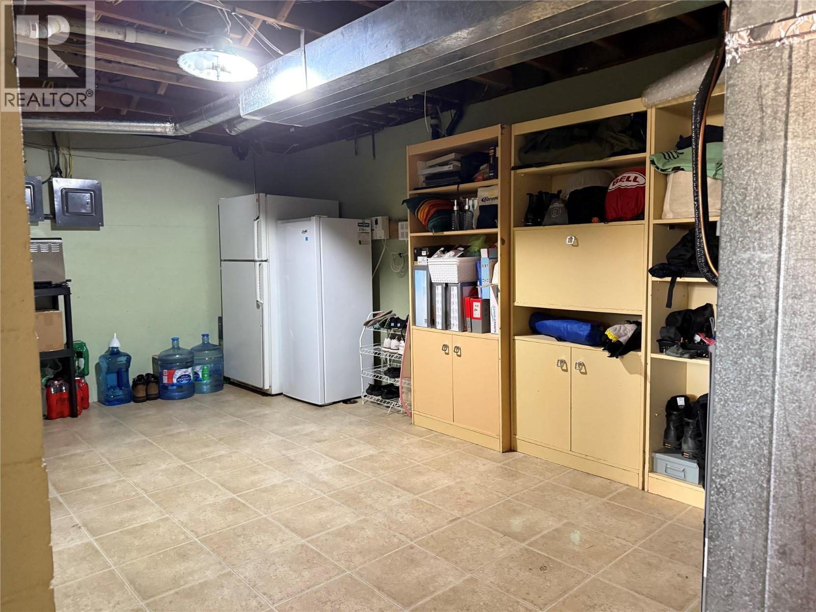 GRAND FORKS, British Columbia, V0H 1H2, CA, 4 Bedrooms Bedrooms, ,1 BathroomBathrooms,Residential,For Sale,1918245