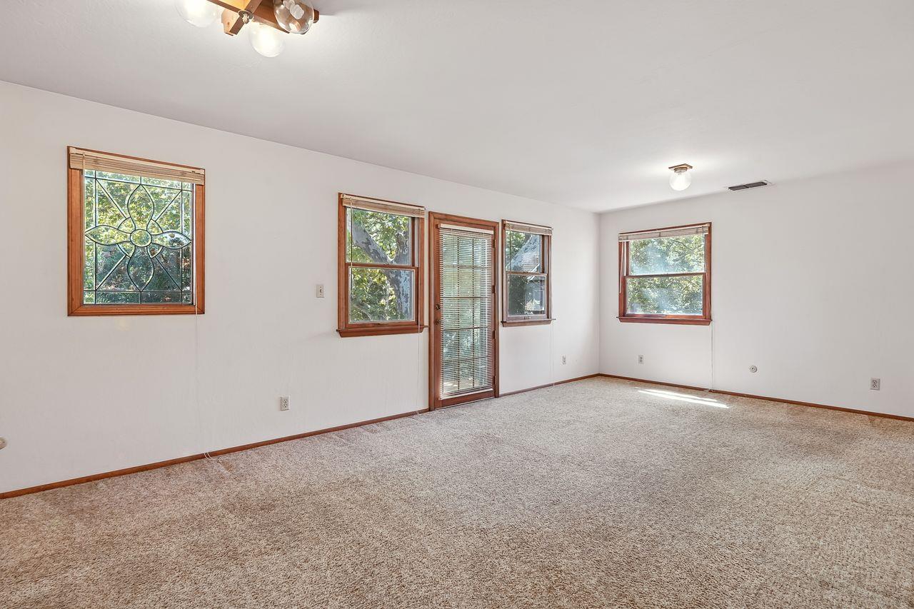 Sacramento, California, 95819, United States, 3 Bedrooms Bedrooms, ,2 BathroomsBathrooms,Residential,For Sale,1925048