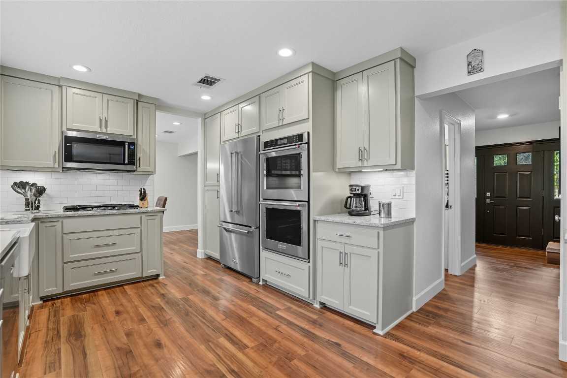 Austin, Texas, 78759, United States, 4 Bedrooms Bedrooms, ,3 BathroomsBathrooms,Residential,For Sale,1949836