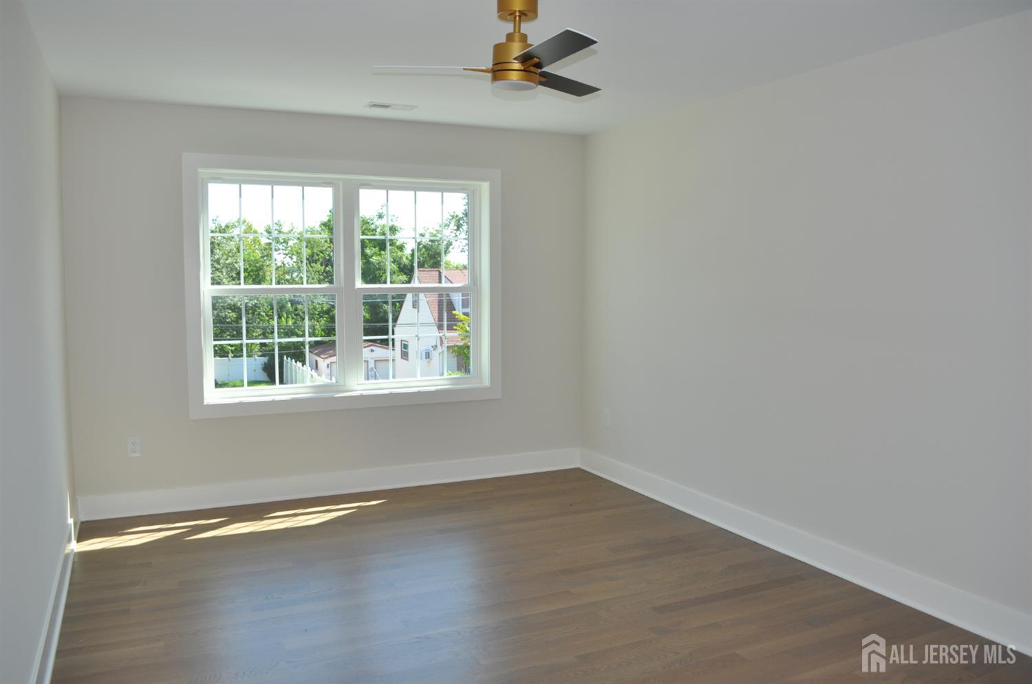 Woodbridge, New Jersey, 07095, United States, 4 Bedrooms Bedrooms, ,4 BathroomsBathrooms,Residential,For Sale,1920305