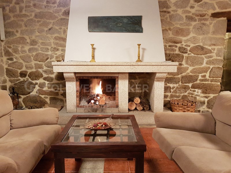 Lugo, Pant?n, Castill?n (Santiago) Lugo, Pant?n, C, Pantón, Galicia, ES, 10 Bedrooms Bedrooms, ,13 BathroomsBathrooms,Residential,For Sale,Lugo, Pant?n, Castill?n (Santiago) Lugo, Pant?n, C,1618788