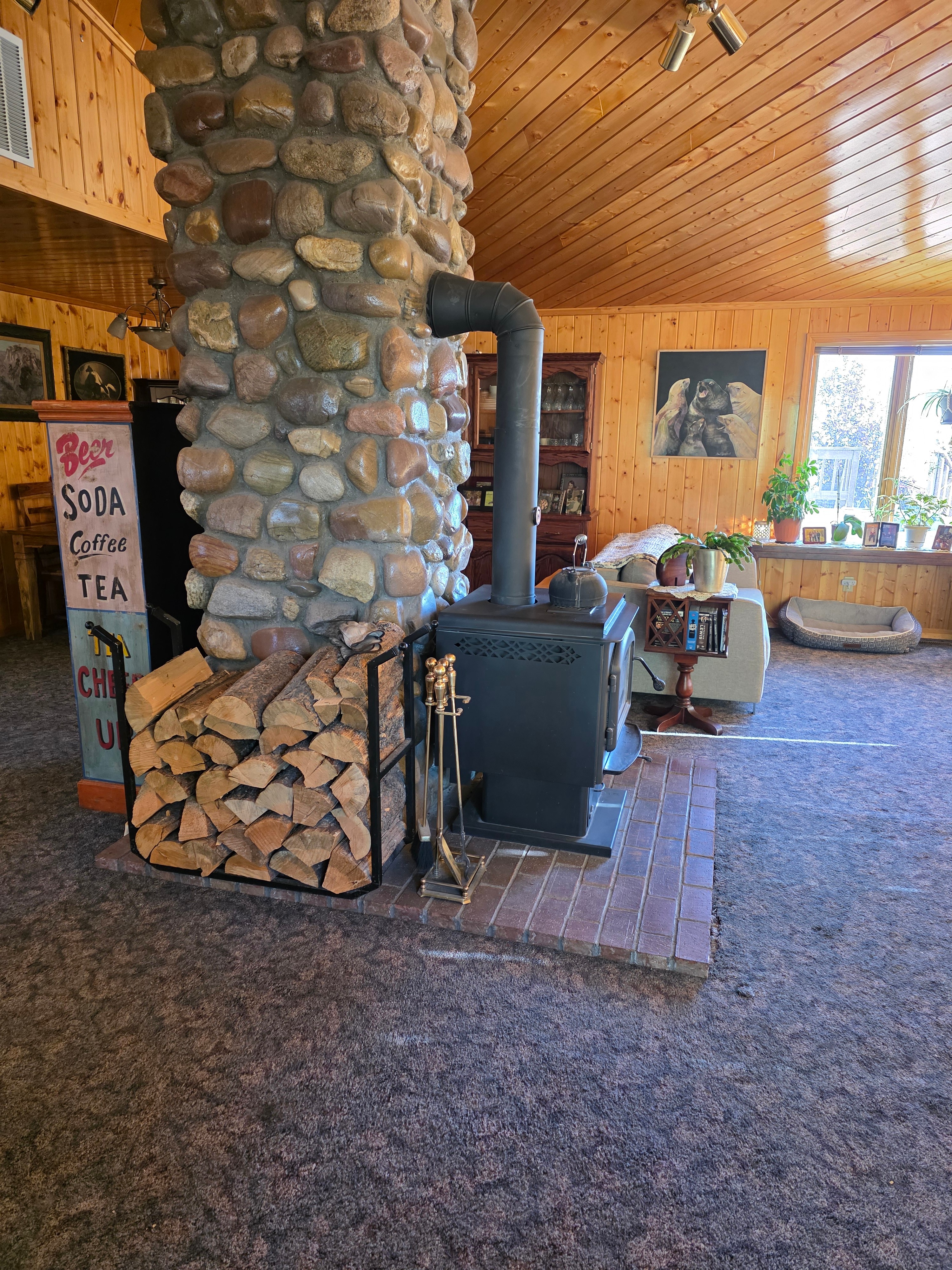 Twin Bridges, Montana, 59754, United States, 3 Bedrooms Bedrooms, ,3 BathroomsBathrooms,Residential,For Sale,1921256