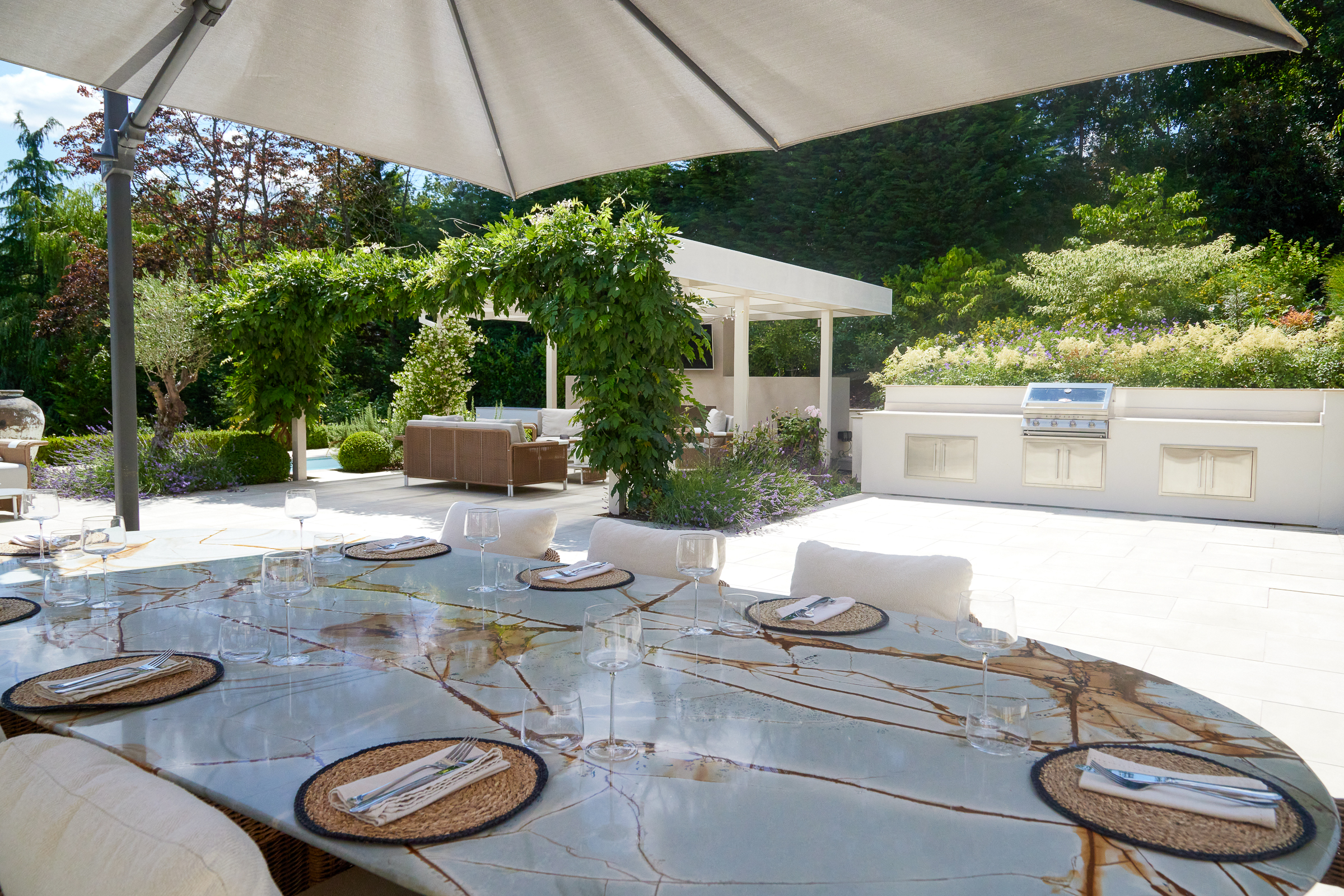  A Remarkable Turnkey Estate Home on the St George’s Hill Estate - 物件實景