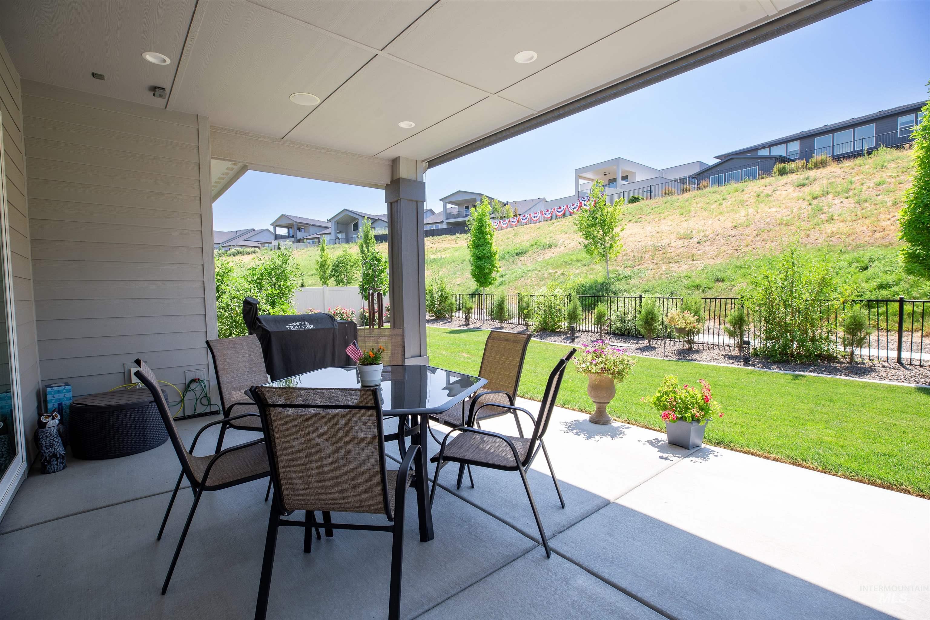 Meridian, Idaho, 83642, United States, 3 Bedrooms Bedrooms, ,3 BathroomsBathrooms,Residential,For Sale,1901356