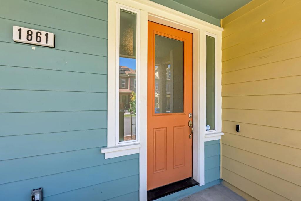 Hercules, California, 94547, United States, 4 Bedrooms Bedrooms, ,3 BathroomsBathrooms,Residential,For Sale,1978520