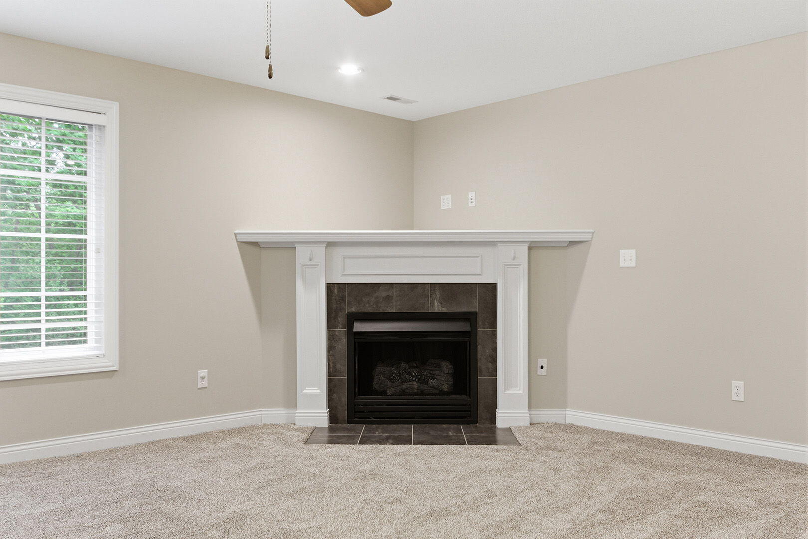 COLUMBIA, Missouri, 65203, United States, 5 Bedrooms Bedrooms, ,3 BathroomsBathrooms,Residential,For Sale,2023724