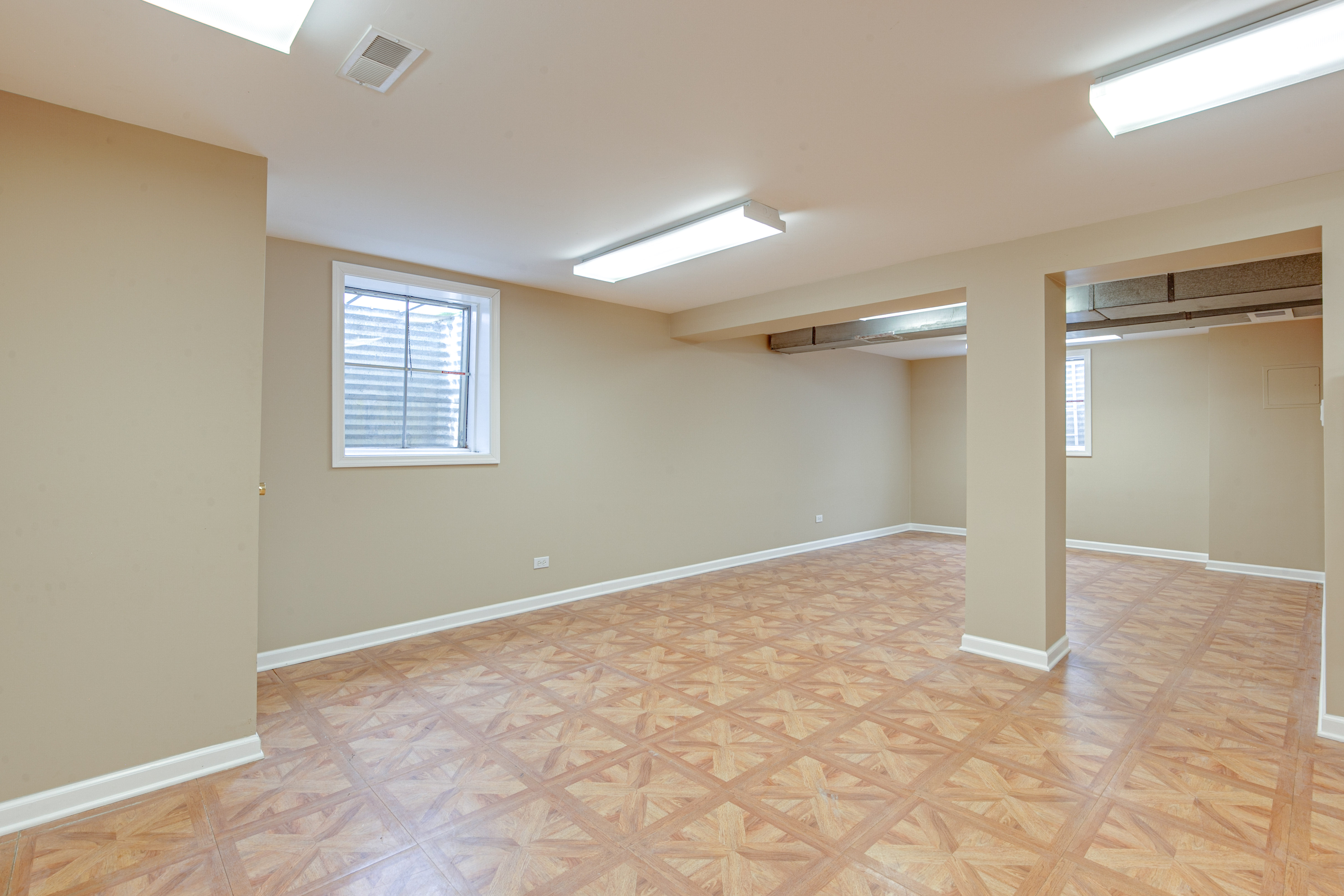  Welcome to this Lovely Colonial Home - 物件實景