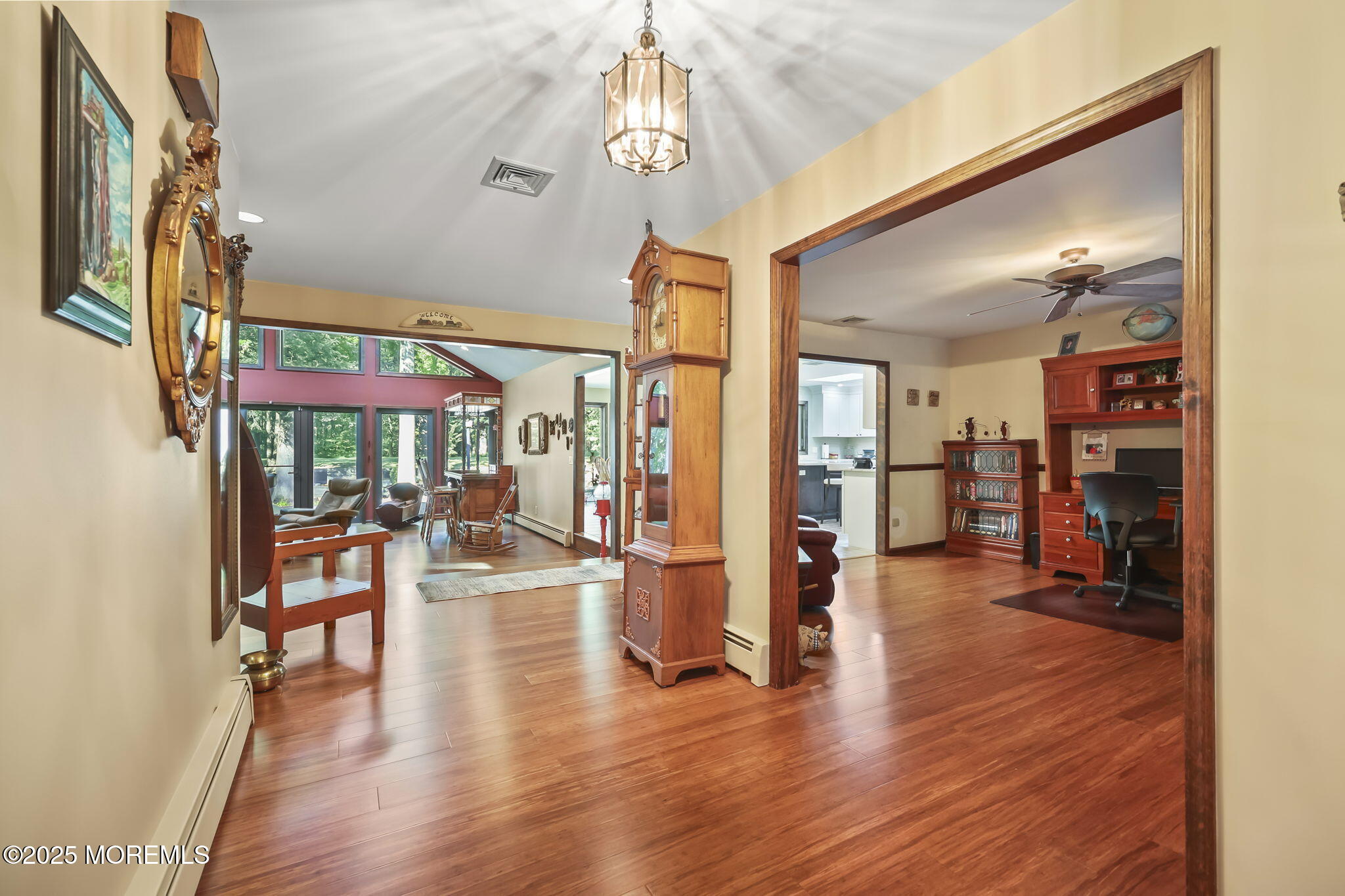 Manalapan, New Jersey, 07726, United States, 3 Bedrooms Bedrooms, ,3 BathroomsBathrooms,Residential,For Sale,1940205
