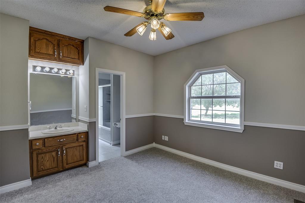 Midlothian, Texas, 76065, United States, 3 Bedrooms Bedrooms, ,4 BathroomsBathrooms,Residential,For Sale,1977991