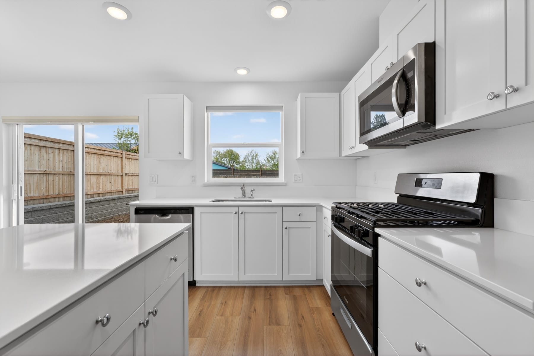  750 NE Rickenbacker Road Madras, OR 97741 - 物件實景