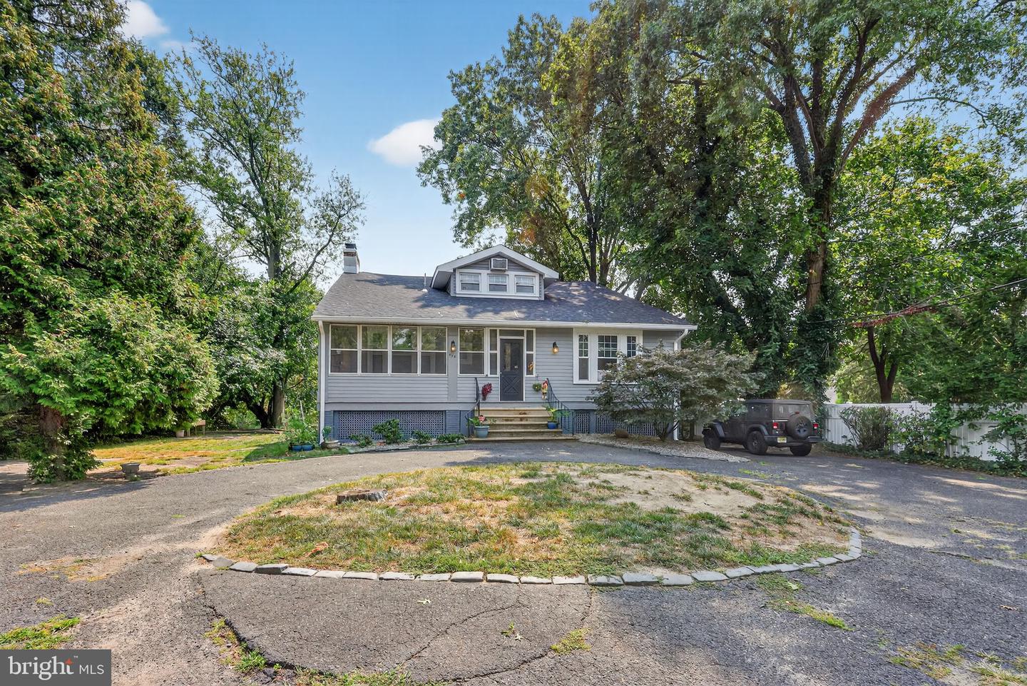 Collingswood, New Jersey, 08108, United States, 6 Bedrooms Bedrooms, ,3 BathroomsBathrooms,Residential,For Sale,1950813